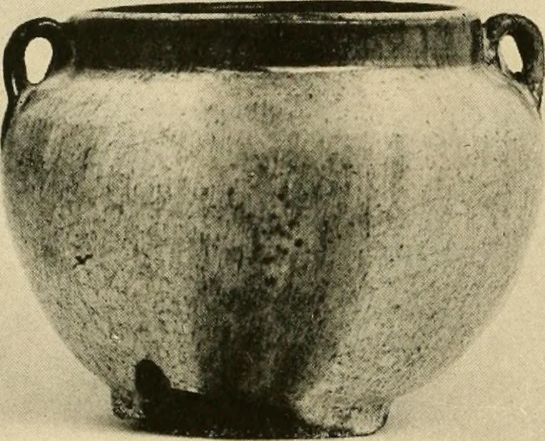 An illustration from Catalogue of an exhibition of early Chinese pottery and sculpture, 1916, leaf 257