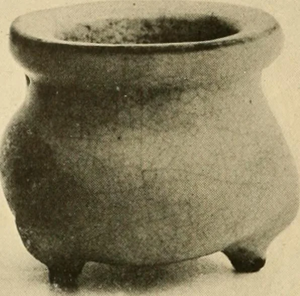 An illustration from Catalogue of an exhibition of early Chinese pottery and sculpture, 1916, leaf 259