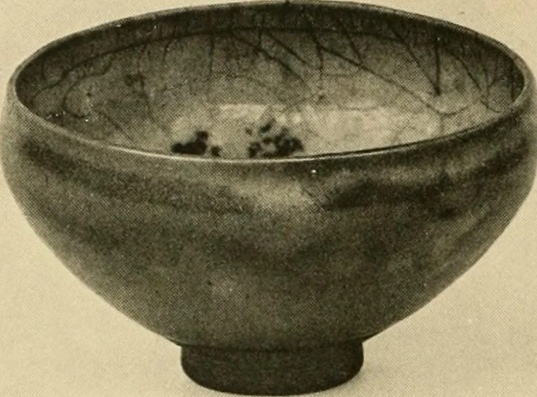 An illustration from Catalogue of an exhibition of early Chinese pottery and sculpture, 1916, leaf 261