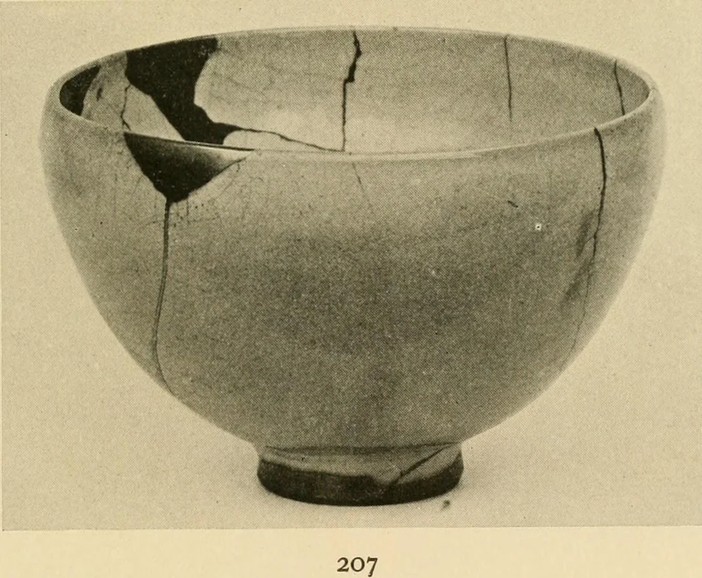 An illustration from Catalogue of an exhibition of early Chinese pottery and sculpture, 1916, leaf 262