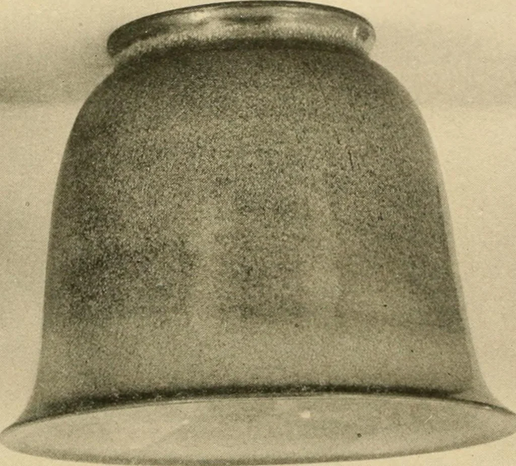 An illustration from Catalogue of an exhibition of early Chinese pottery and sculpture, 1916, leaf 266