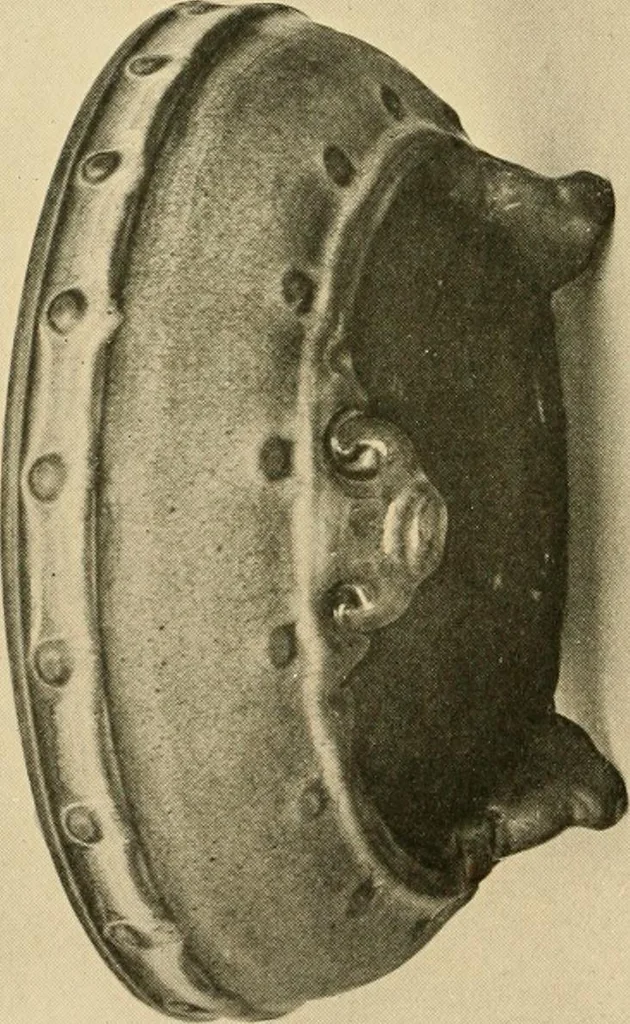 An illustration from Catalogue of an exhibition of early Chinese pottery and sculpture, 1916, leaf 271