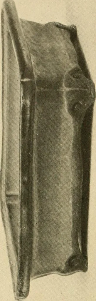 An illustration from Catalogue of an exhibition of early Chinese pottery and sculpture, 1916, leaf 273