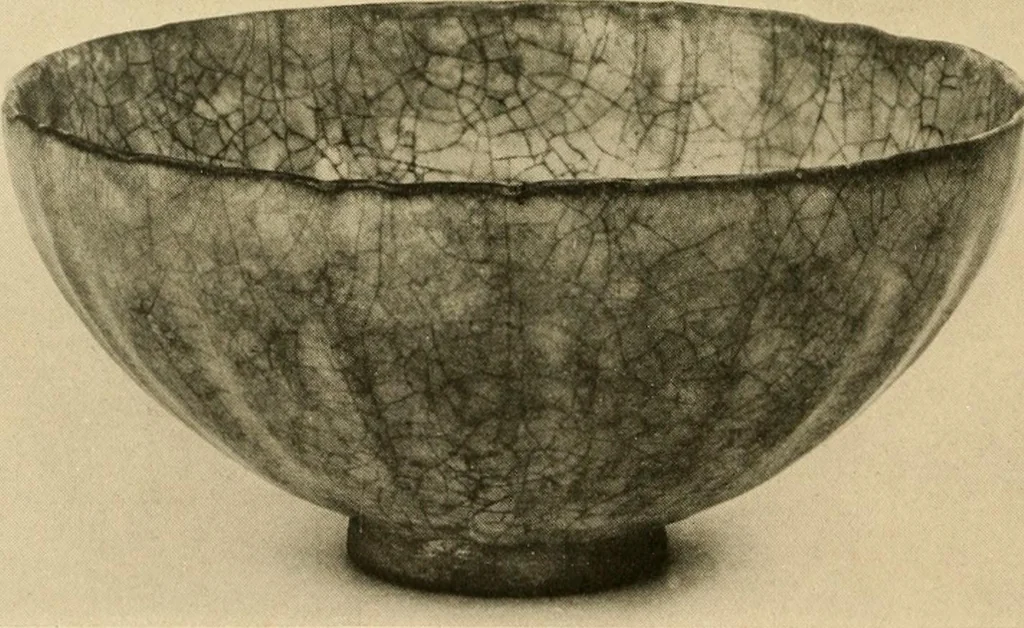 An illustration from Catalogue of an exhibition of early Chinese pottery and sculpture, 1916, leaf 283