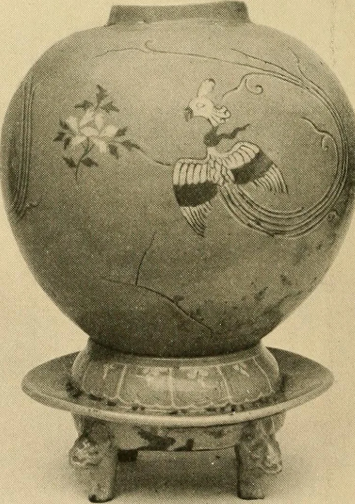 An illustration from Catalogue of an exhibition of early Chinese pottery and sculpture, 1916, leaf 287