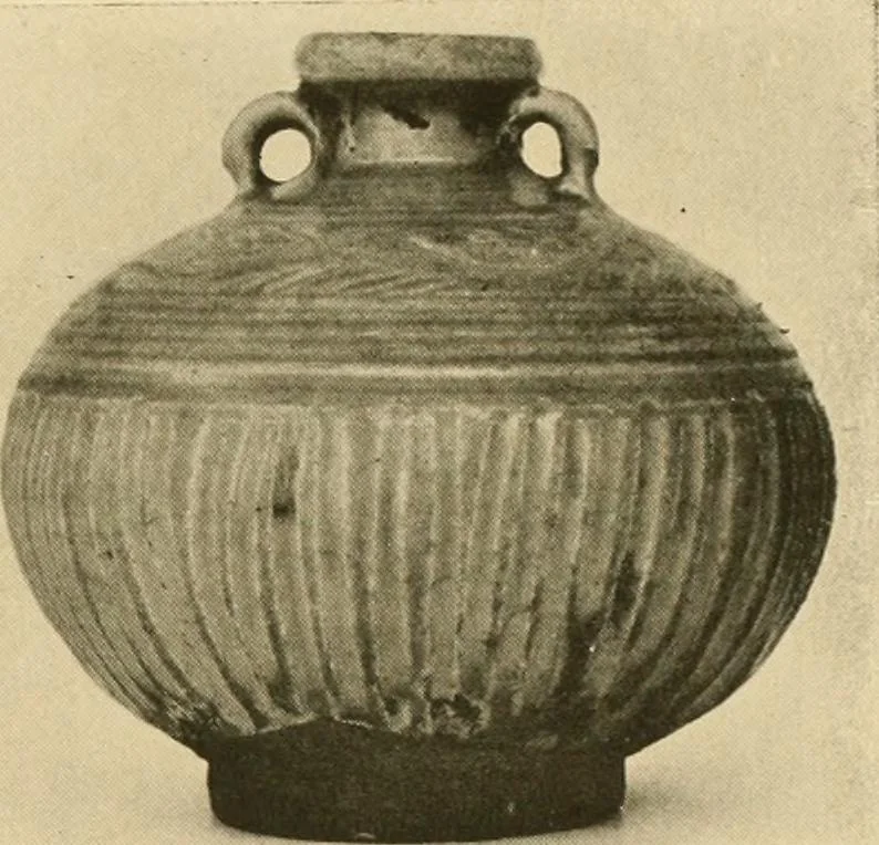 An illustration from Catalogue of an exhibition of early Chinese pottery and sculpture, 1916, leaf 288