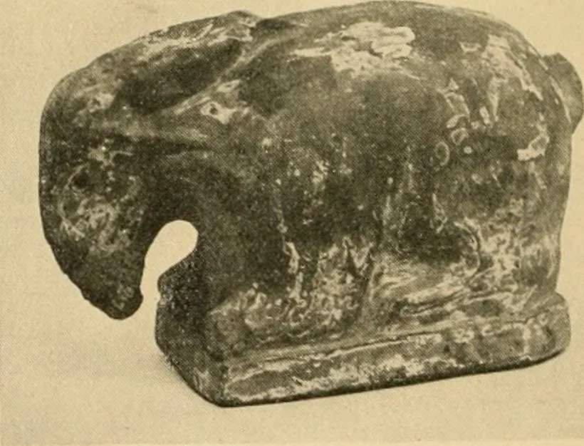 An illustration from Catalogue of an exhibition of early Chinese pottery and sculpture, 1916, leaf 293