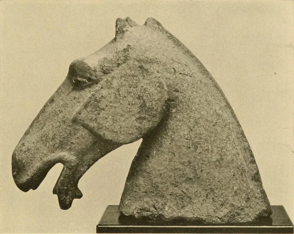 An illustration from Catalogue of an exhibition of early Chinese pottery and sculpture, 1916, leaf 296