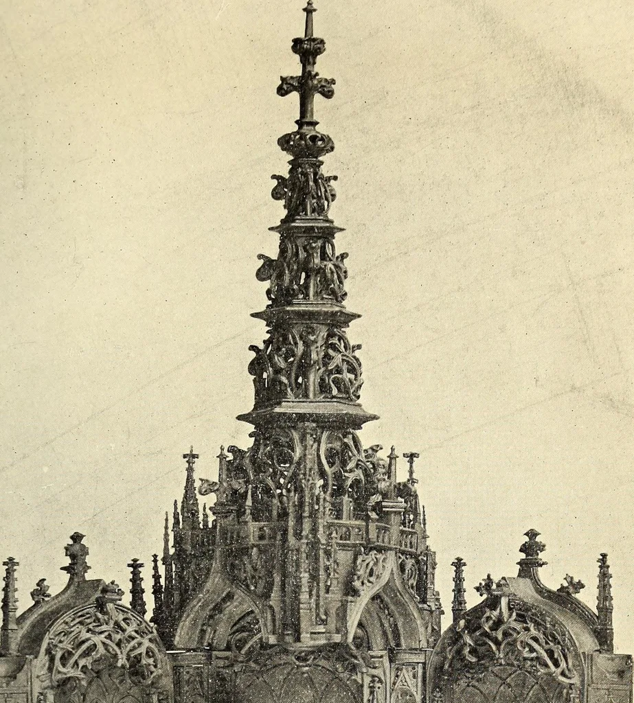 An illustration from Catalogue of the furniture, marbles, bronzes, clocks, candelabra, majolica, porcelain, glass, jewelery, goldsmith's and silversmith's work, ivories, medals, illuminations, miniatures, and objects of art generally, in the Wallace collection, 1910, leaf 134