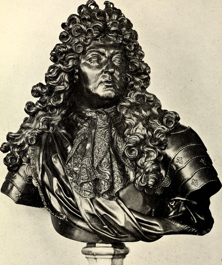 An illustration from Catalogue of the furniture, marbles, bronzes, clocks, candelabra, majolica, porcelain, glass, jewelery, goldsmith's and silversmith's work, ivories, medals, illuminations, miniatures, and objects of art generally, in the Wallace collection, 1910, leaf 151