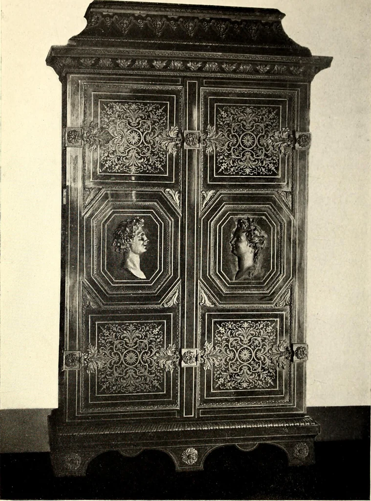 An illustration from Catalogue of the furniture, marbles, bronzes, clocks, candelabra, majolica, porcelain, glass, jewelery, goldsmith's and silversmith's work, ivories, medals, illuminations, miniatures, and objects of art generally, in the Wallace collection, 1910, leaf 247