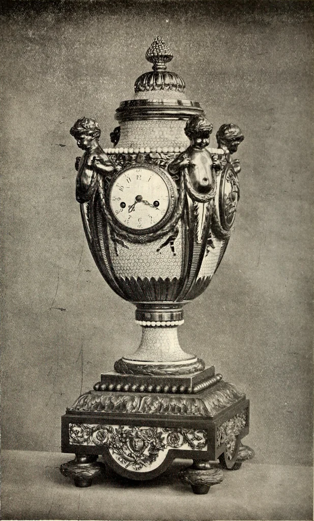 An illustration from Catalogue of the furniture, marbles, bronzes, clocks, candelabra, majolica, porcelain, glass, jewelery, goldsmith's and silversmith's work, ivories, medals, illuminations, miniatures, and objects of art generally, in the Wallace collection, 1910, leaf 271