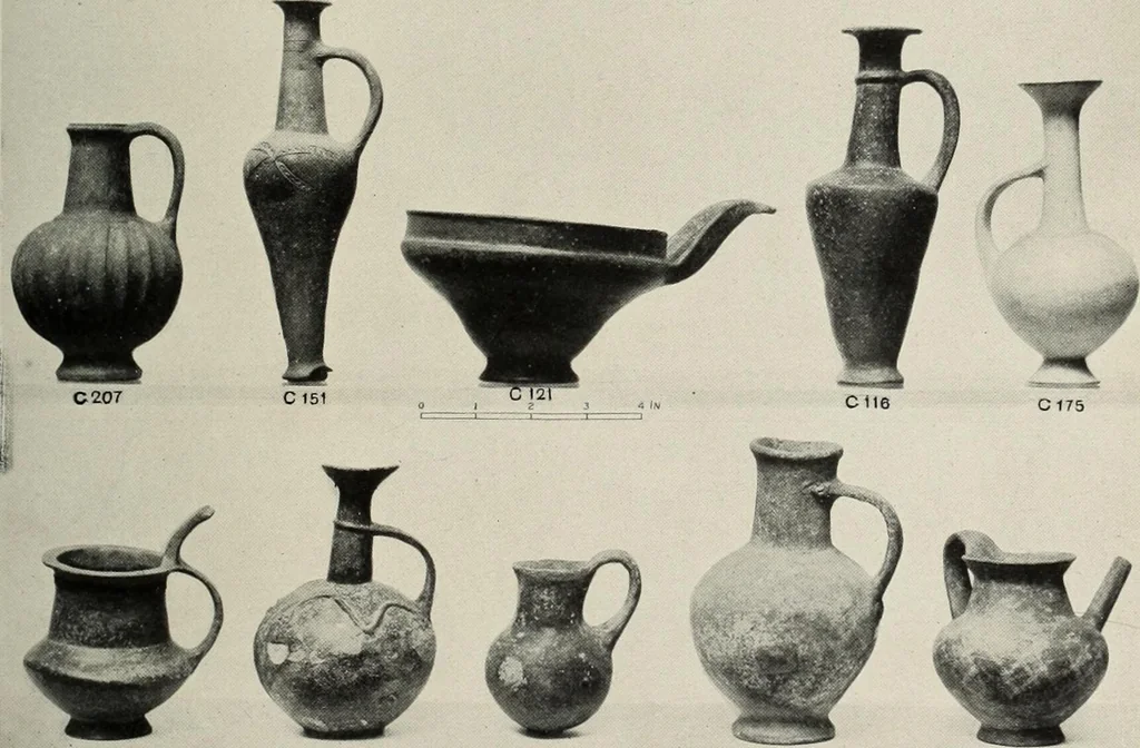An illustration from Catalogue of the Greek and Etruscan vases in the British Museum, 1893, leaf 314