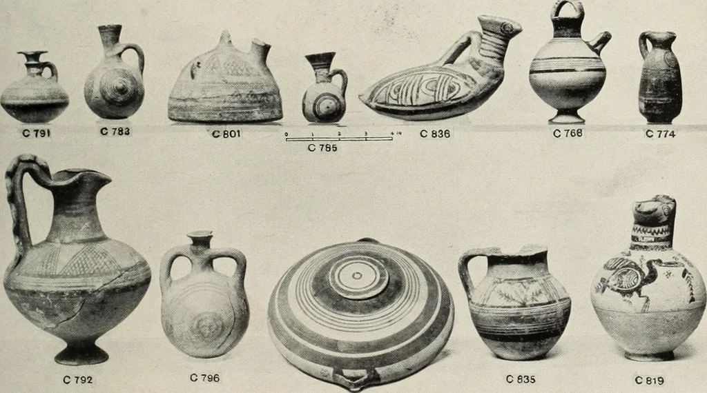 An illustration from Catalogue of the Greek and Etruscan vases in the British Museum, 1893, leaf 320