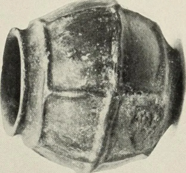An illustration from Catalogue of the Greek and Etruscan vases in the British Museum, 1893, leaf 332