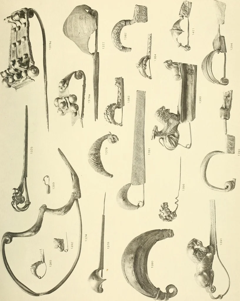 An illustration from Catalogue of the jewellery, Greek, Etruscan, and Roman, in the departments of antiquities, British Museum, 1911, leaf 504