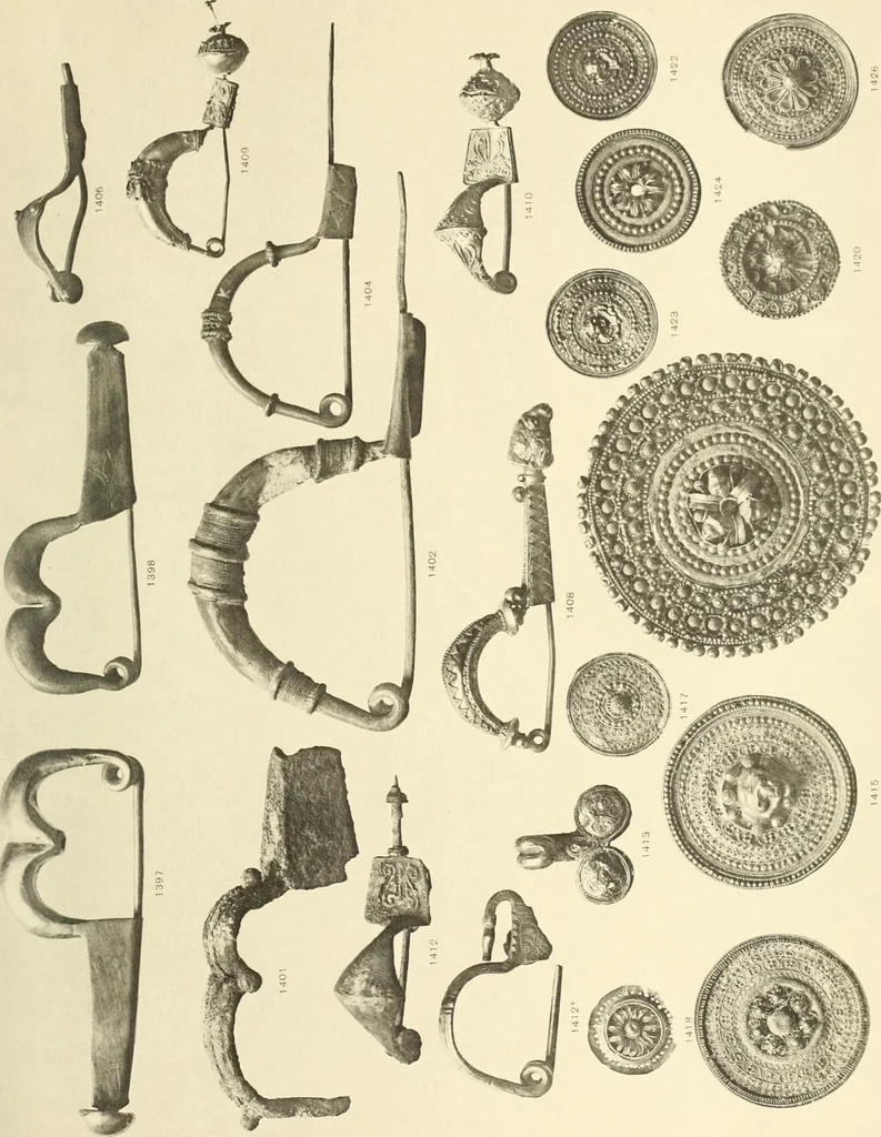 An illustration from Catalogue of the jewellery, Greek, Etruscan, and Roman, in the departments of antiquities, British Museum, 1911, leaf 506