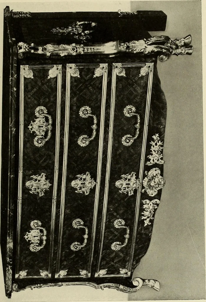 An illustration from Catalogue of the Jones collection, 1922, leaf 56