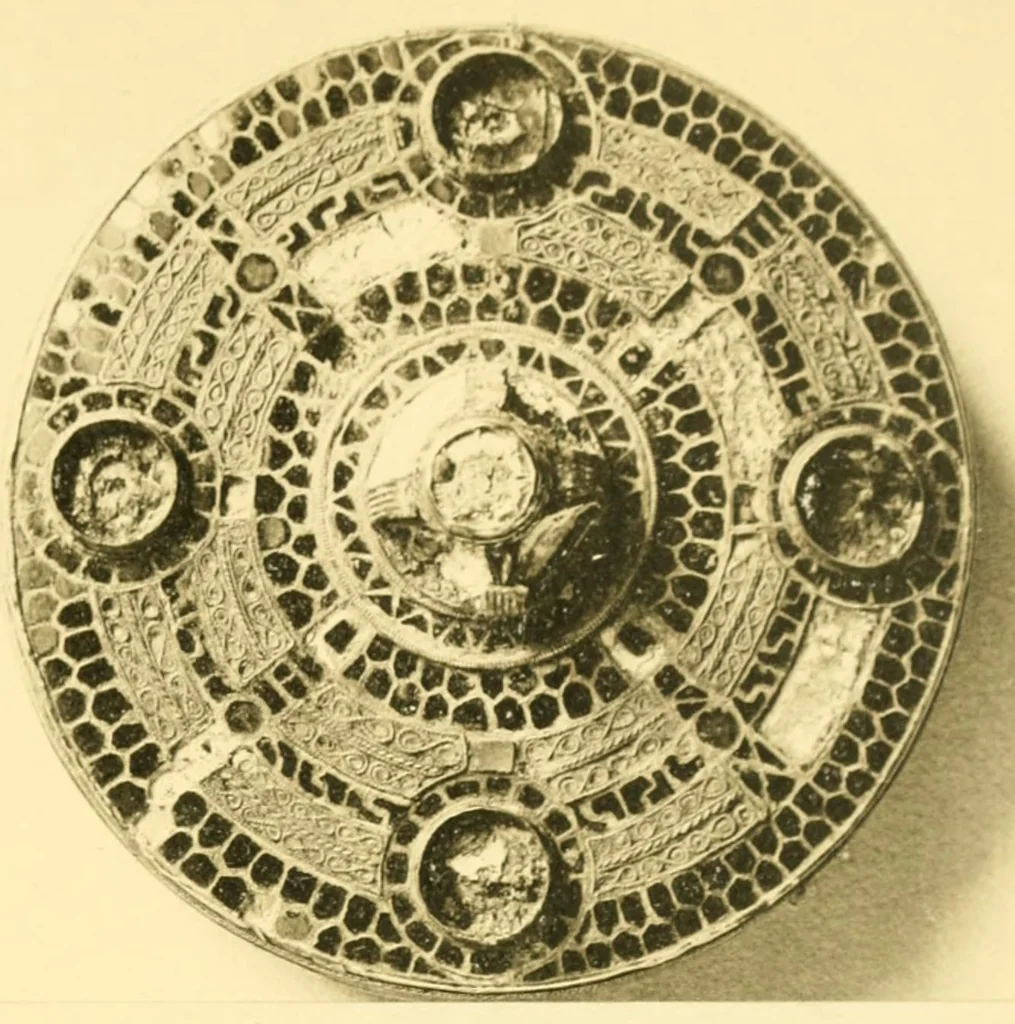 An illustration from Catalogue of the mediaeval ivories, enamels, jewellery, gems and miscellaneous objects bequeathed to the museum by Frank McClean, 1912, leaf 146