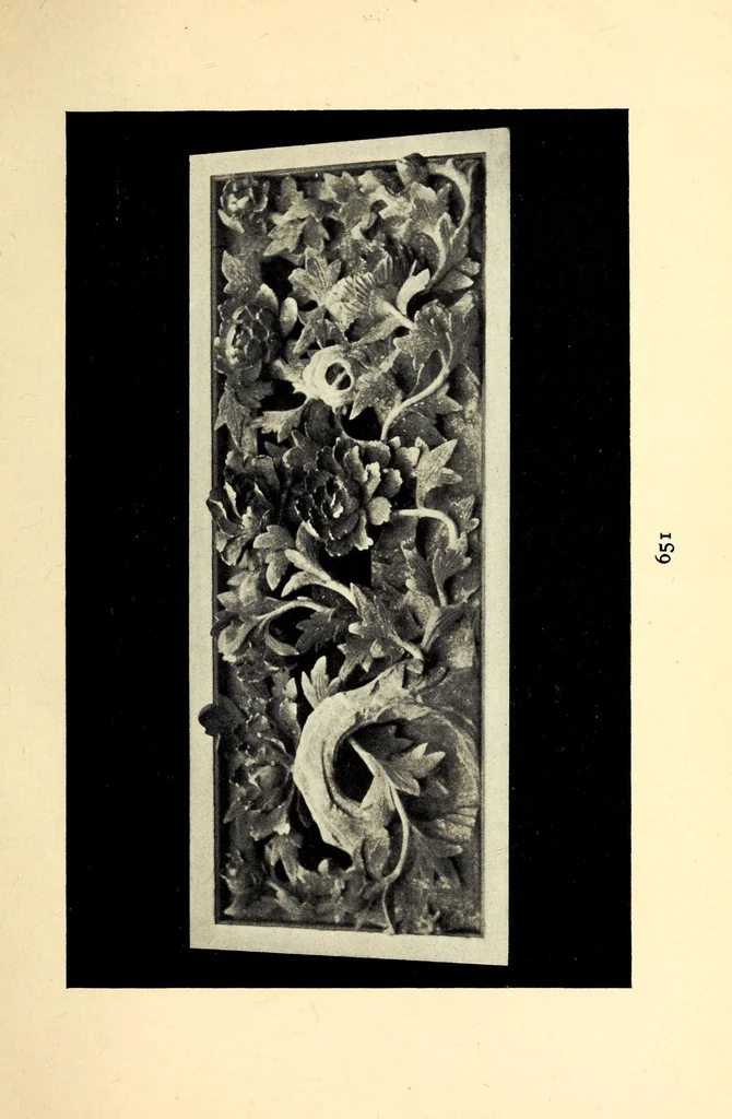 An illustration from Catalogue of rare objects in brass, leathers, and wood illustrating the art of old Japan : to be sold at unrestricted public sale by order of Mr. Bunkio Matsuki, 1903, leaf 121