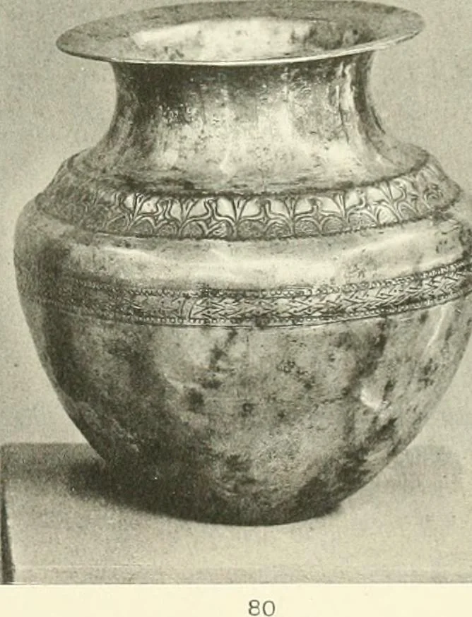 An illustration from Catalogue of the silver plate (Greek, Etruscan and Roman) in the British Museum, 1921, leaf 124