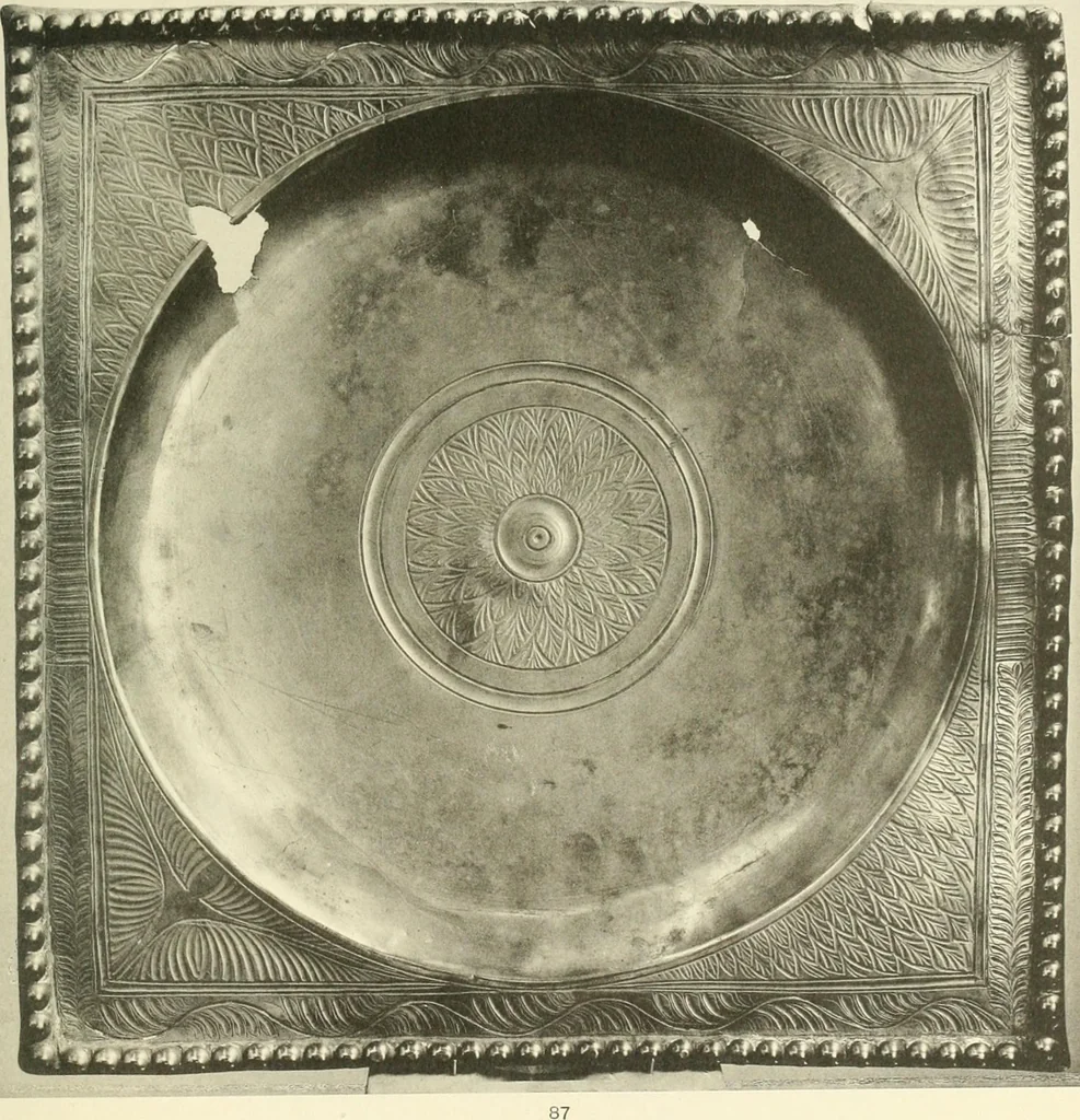 An illustration from Catalogue of the silver plate (Greek, Etruscan and Roman) in the British Museum, 1921, leaf 126