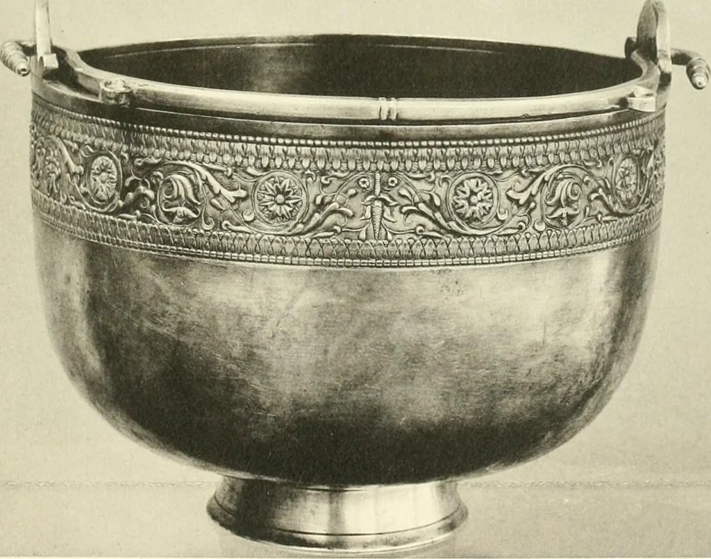 An illustration from Catalogue of the silver plate (Greek, Etruscan and Roman) in the British Museum, 1921, leaf 148