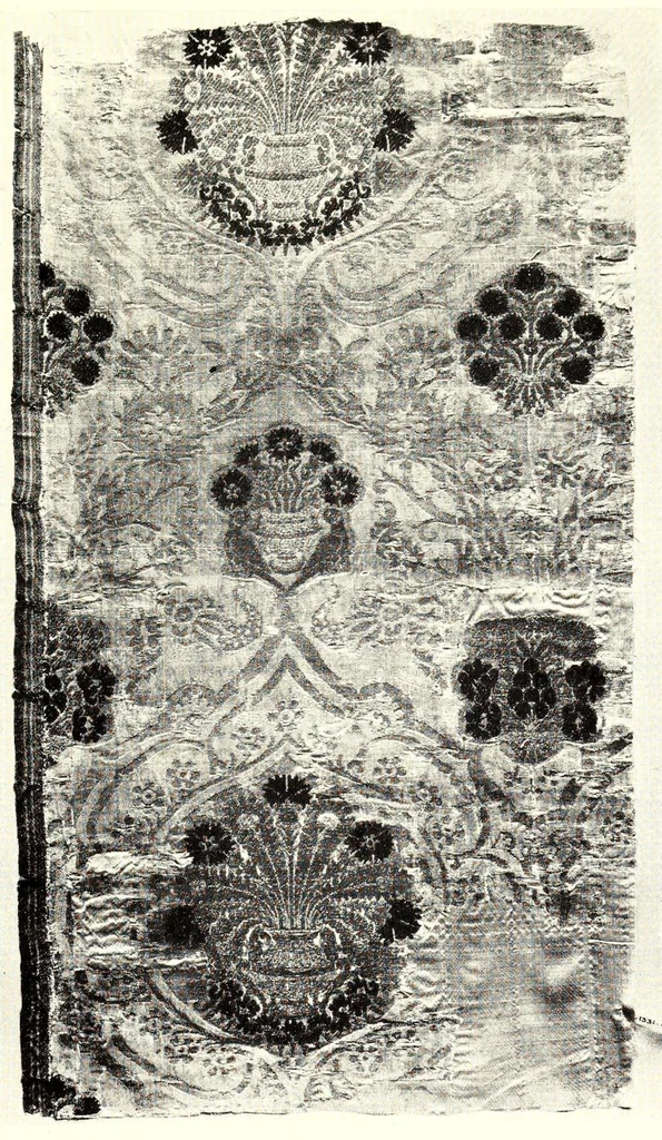 An illustration from Catalogue of a special exhibition of textiles, 1915, leaf 75