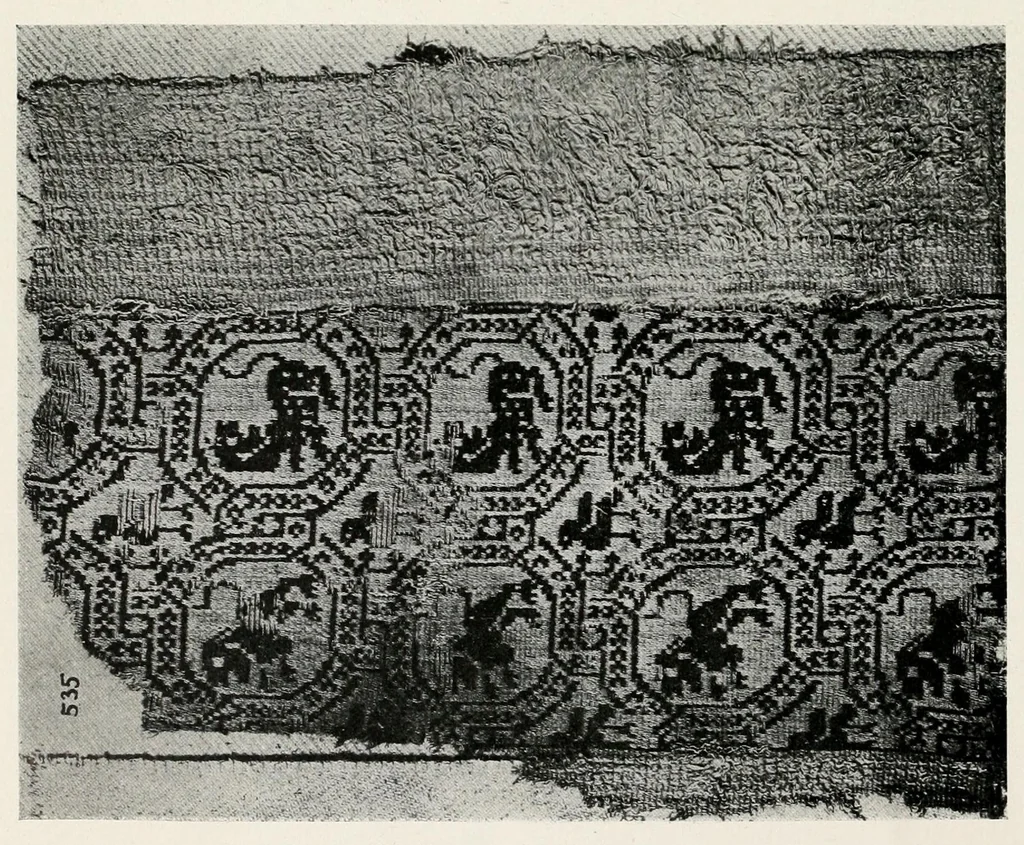 An illustration from Catalogue of textiles from burying-grounds in Egypt, 1920, leaf 146