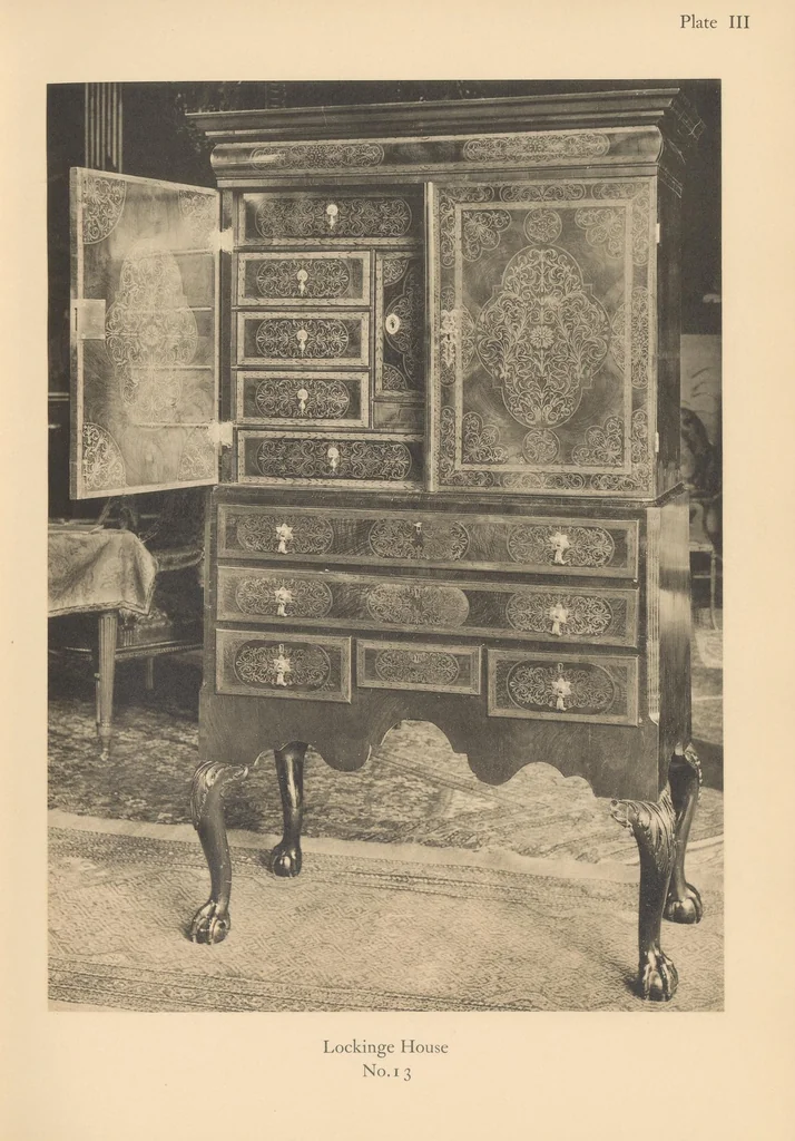 An illustration from Catalogue of porcelain, furniture and other works of art in the collection of Lady Wantage at 2 Carlton Gardens, London, Lockinge House, Berks. and Overstone Park, Northants, 1912, leaf 25