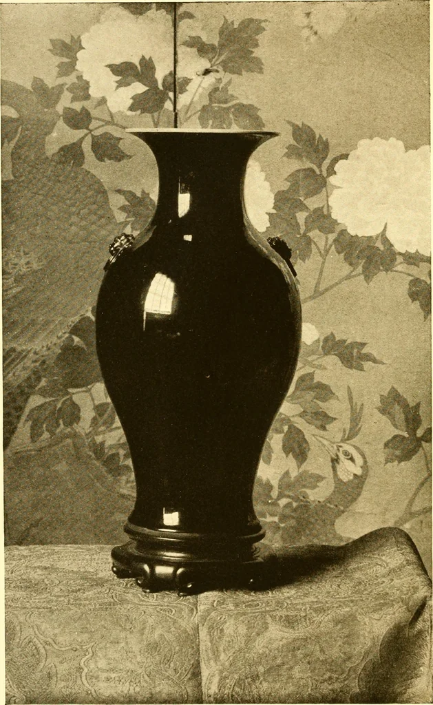 An illustration from Catalogues of exhibitions, 1900, leaf 77