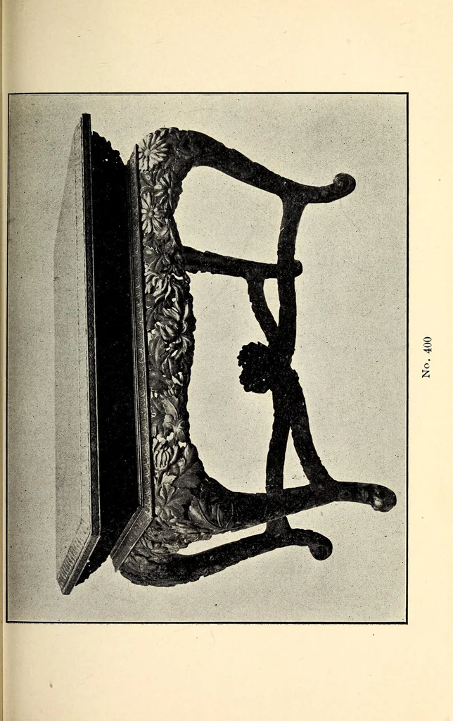 An illustration from Catalogue the Yamanaka collection of Japanese antique metals, wood-carvings and things Buddhistic from temples and palaces, 1904, leaf 131