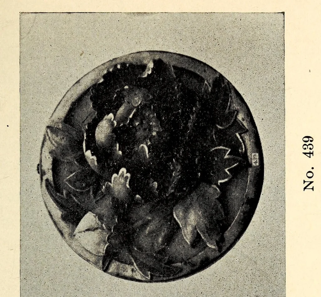 An illustration from Catalogue the Yamanaka collection of Japanese antique metals, wood-carvings and things Buddhistic from temples and palaces, 1904, leaf 53