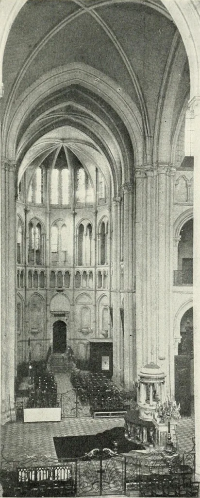 An illustration from Cathedrals and cloisters of the Isle de France, 1910, leaf 224
