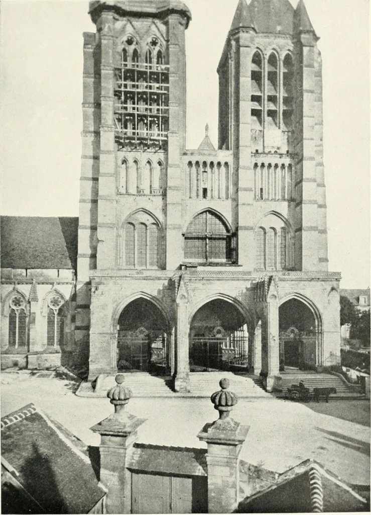An illustration from Cathedrals and cloisters of the Isle de France, 1910, leaf 236