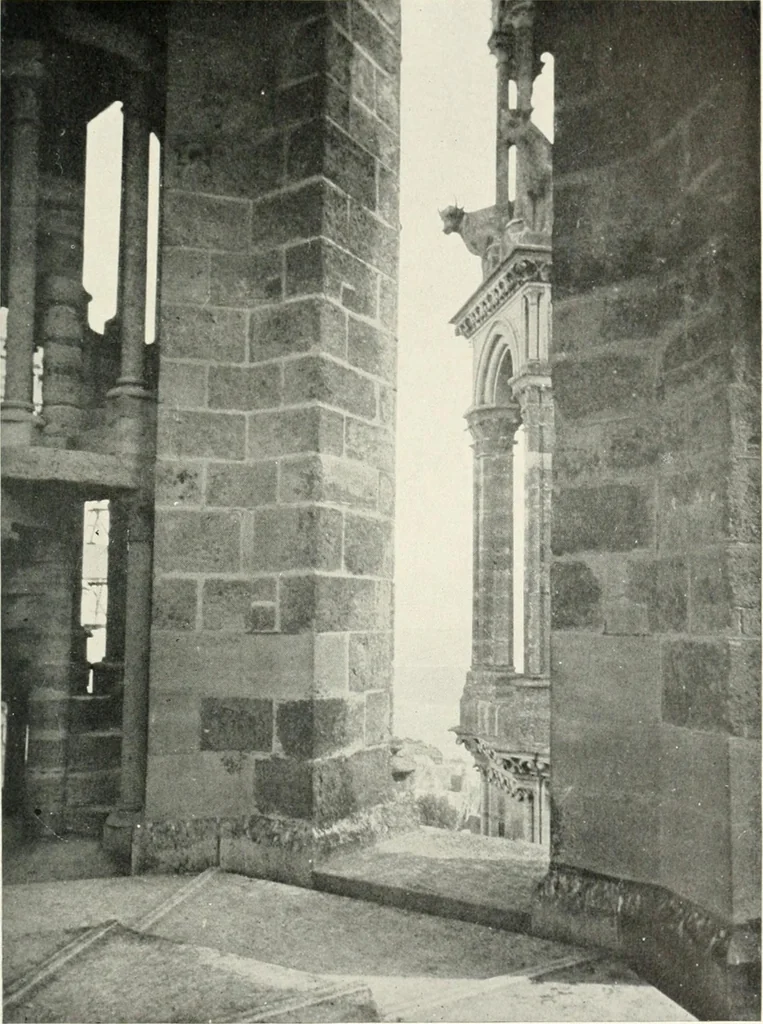 An illustration from Cathedrals and cloisters of the Isle de France, 1910, leaf 288