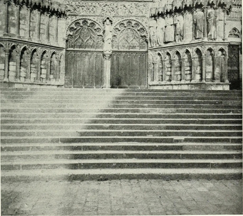 An illustration from Cathedrals and cloisters of the Isle de France, 1910, leaf 396