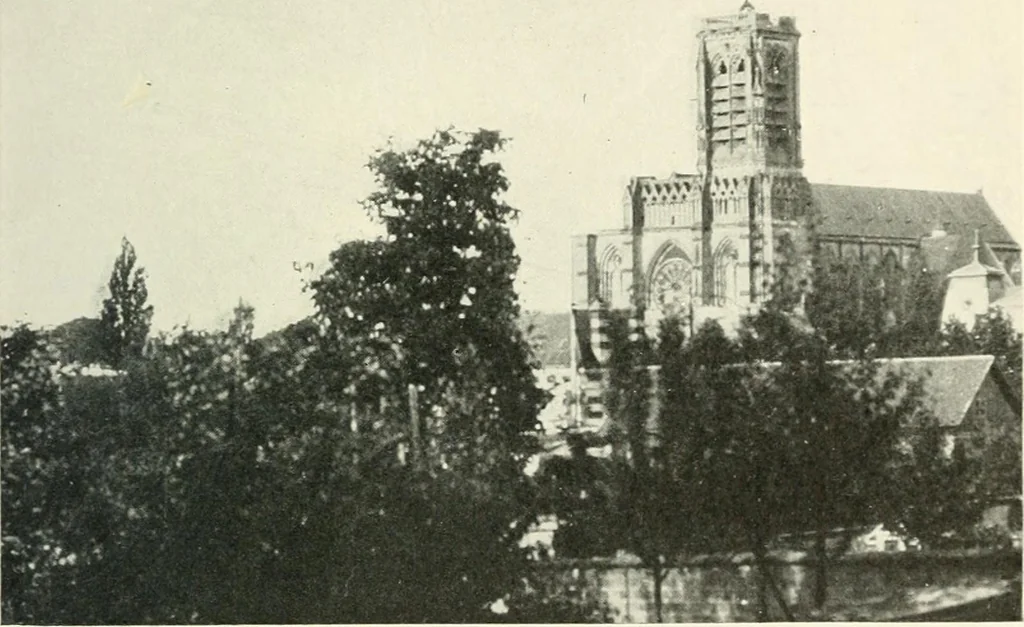 An illustration from Cathedrals and cloisters of the Isle de France, 1910, leaf 112