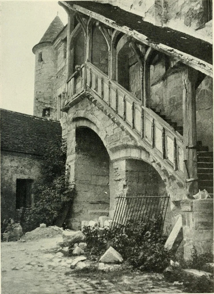 An illustration from Cathedrals and cloisters of the Isle de France, 1910, leaf 422