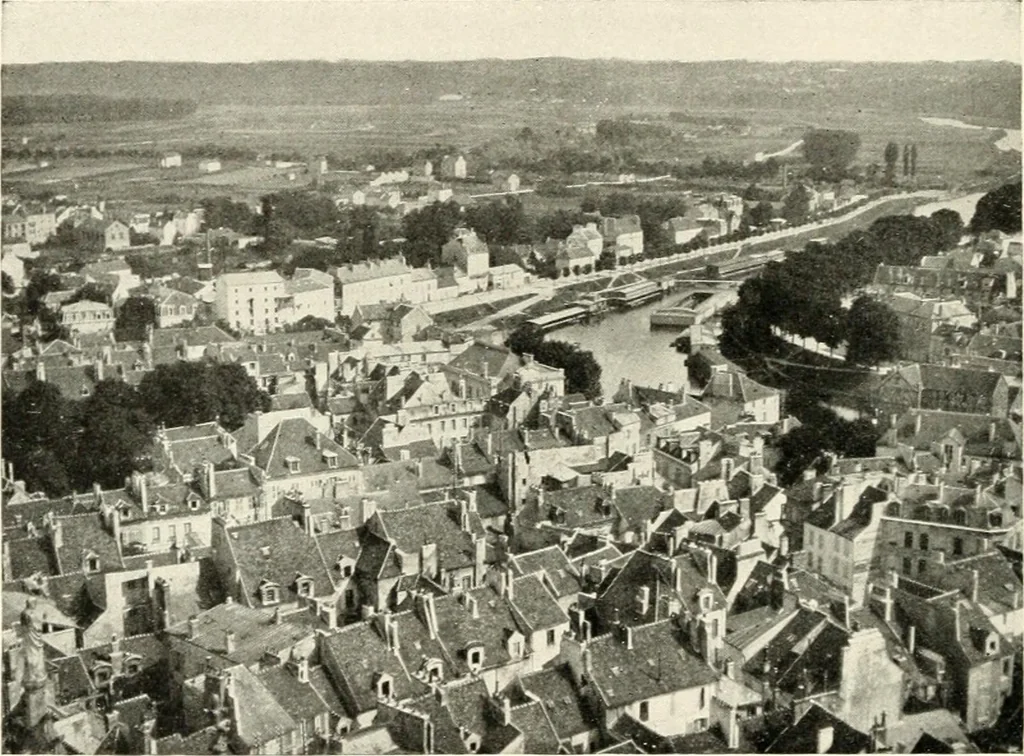 An illustration from Cathedrals and cloisters of the Isle de France : including Bourges, Troyes, Reims and Rouen, 1910, leaf 101