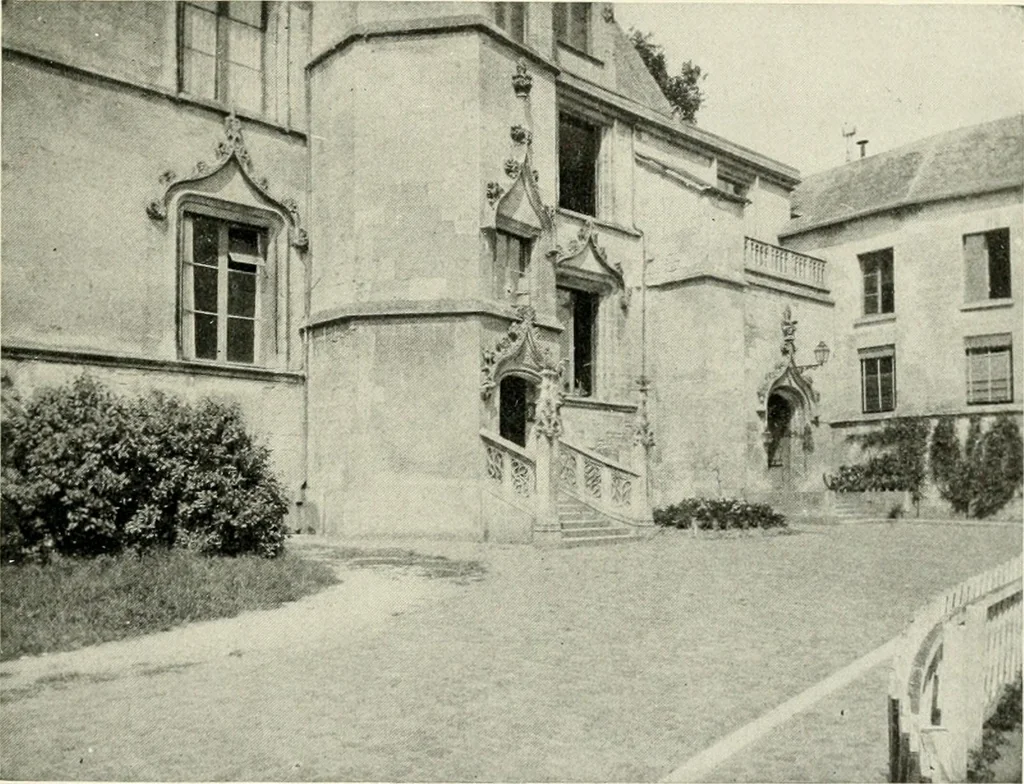 An illustration from Cathedrals and cloisters of the Isle de France : including Bourges, Troyes, Reims and Rouen, 1910, leaf 108
