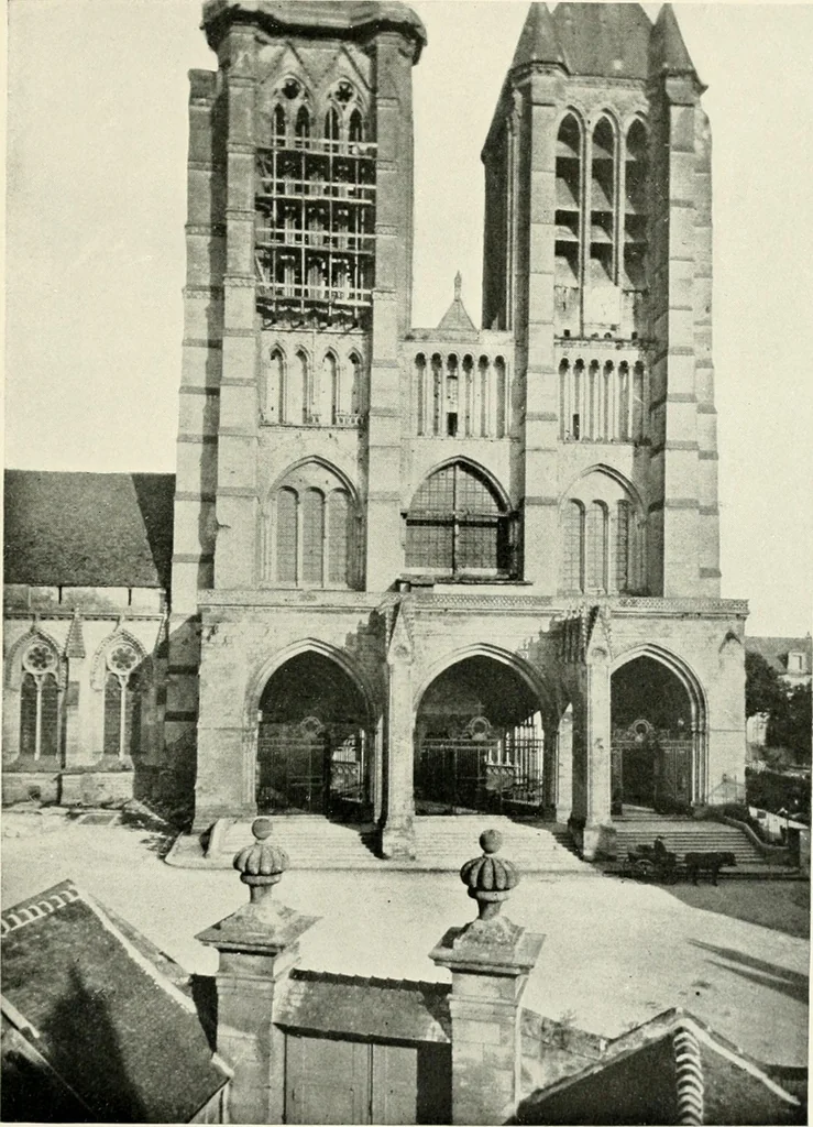 An illustration from Cathedrals and cloisters of the Isle de France : including Bourges, Troyes, Reims and Rouen, 1910, leaf 236