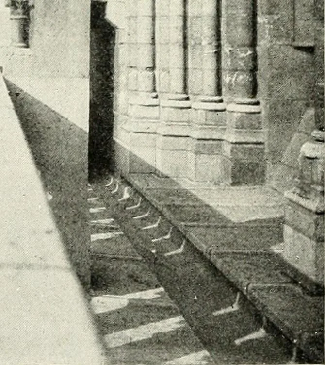 An illustration from Cathedrals and cloisters of the Isle de France : including Bourges, Troyes, Reims and Rouen, 1910, leaf 327