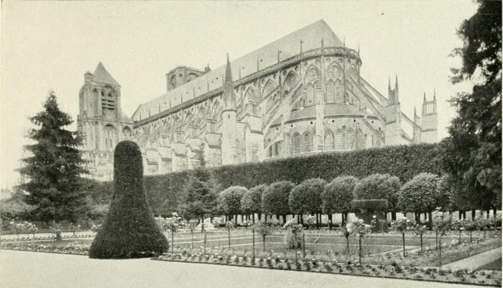 An illustration from Cathedrals and cloisters of the Isle de France : including Bourges, Troyes, Reims and Rouen, 1910, leaf 426