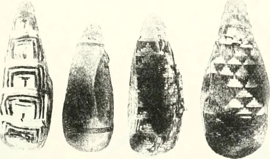 An illustration from The Cemeteries of Abydos, 1913, leaf 108