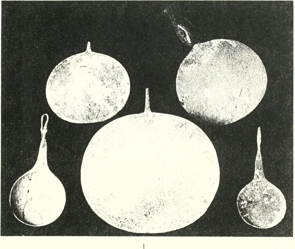 An illustration from The Cemeteries of Abydos, 1913, leaf 92