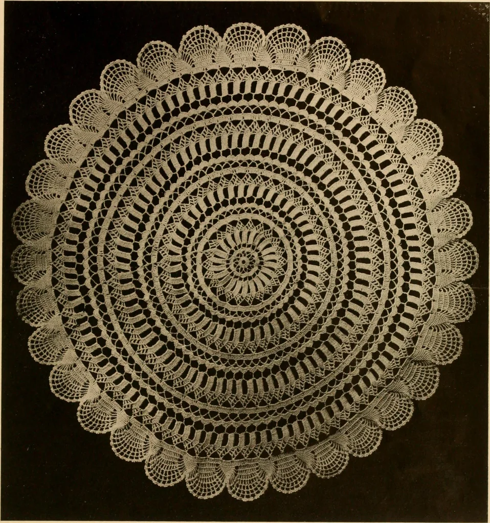 An illustration from Center pieces and lungh sets in crochet work .., 1915, leaf 10