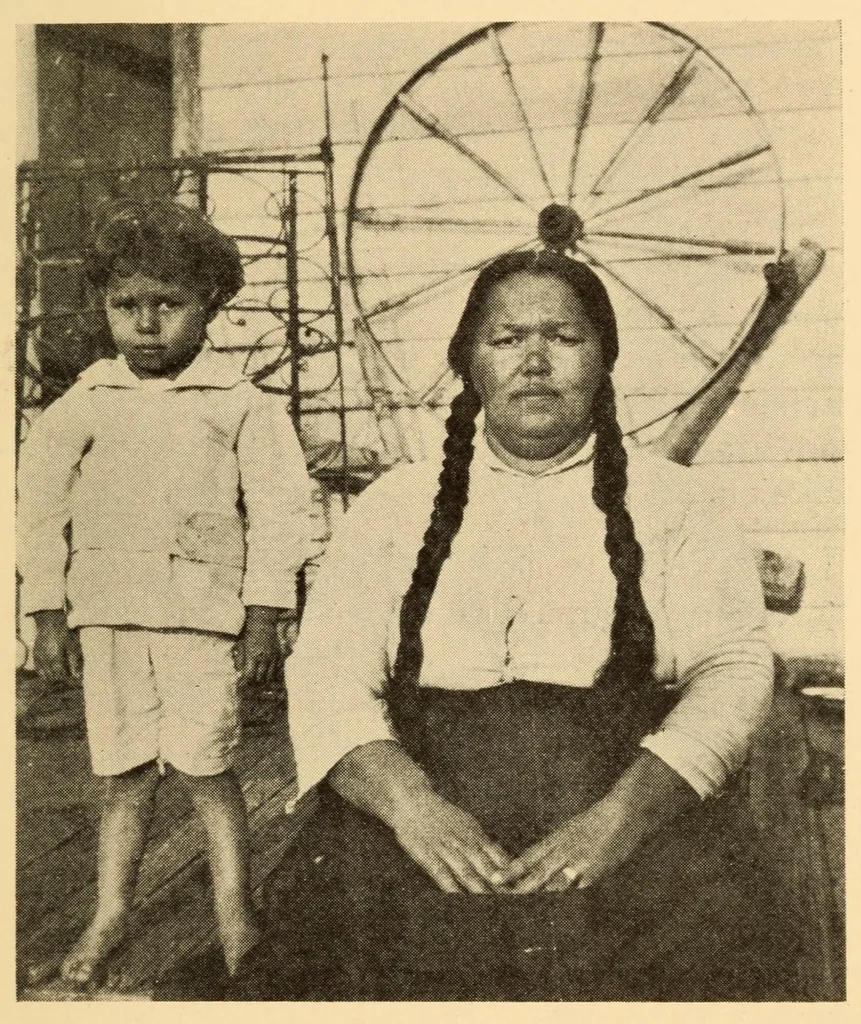 An illustration from Chapters on the ethnology of the Powhatan tribes of Virginia, 1928, leaf 63