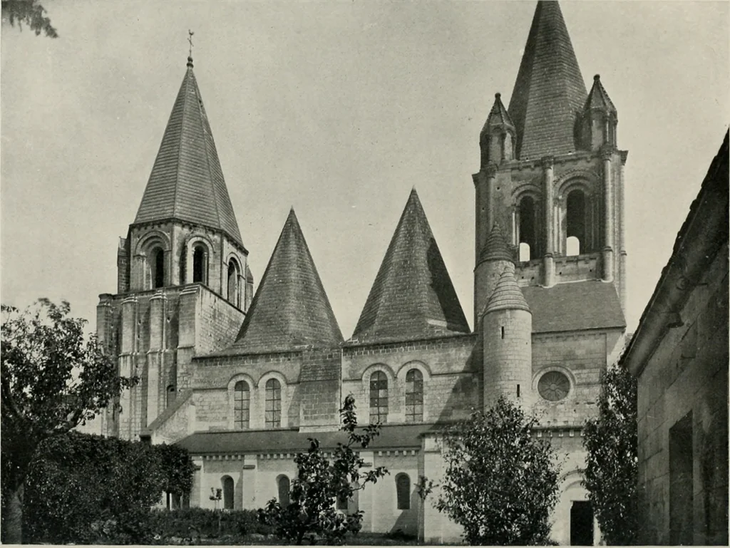 An illustration from The châteaux of Touraine, 1906, leaf 119