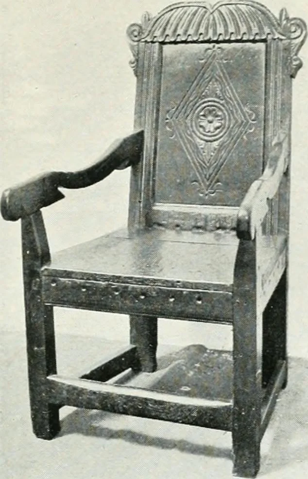 An illustration from Chats on cottage and farmhouse furniture, 1911, leaf 196
